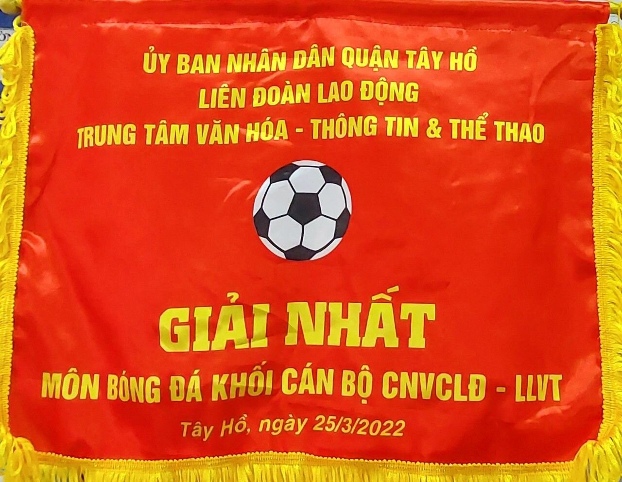 Chúc  mừng Đội tuyển bóng đá và kéo co nam nữ ngành GDĐT Tây Hồ trong Hội khỏe Phù đổng lần thứ VI quận Tây Hô