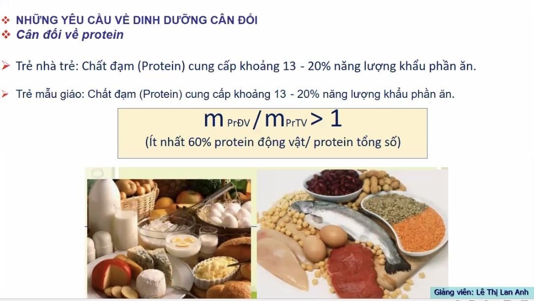 Lớp bồi dưỡng kĩ năng làm việc chuyên nghiệp” cho cán bộ quản lí, nhân viên nuôi dưỡng các trường mầm non