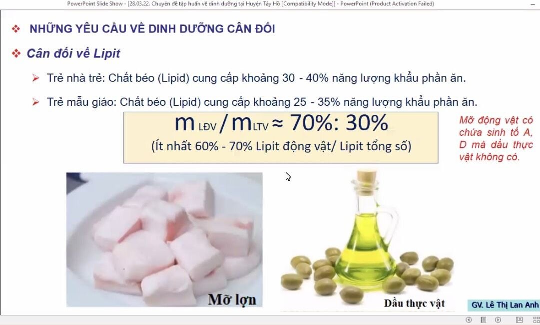 Lớp bồi dưỡng kĩ năng làm việc chuyên nghiệp” cho cán bộ quản lí, nhân viên nuôi dưỡng các trường mầm non