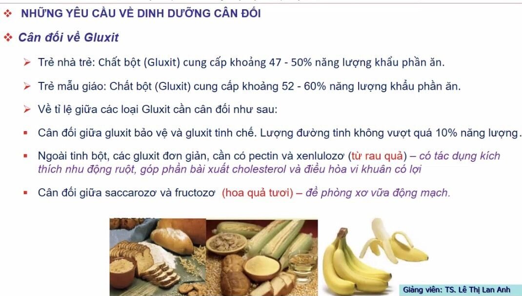 Lớp bồi dưỡng kĩ năng làm việc chuyên nghiệp” cho cán bộ quản lí, nhân viên nuôi dưỡng các trường mầm non