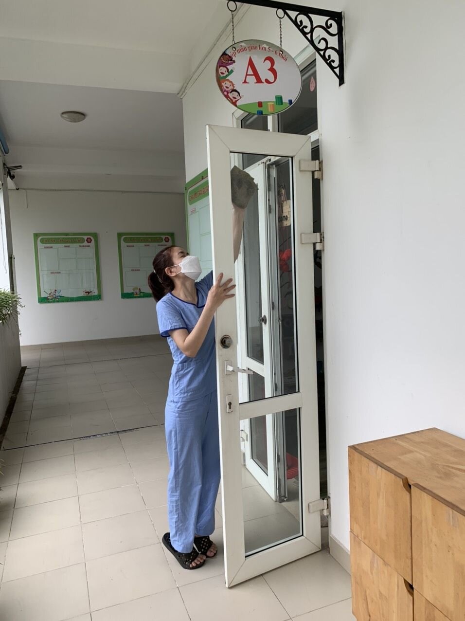 Trường Mầm non Tứ Liên chuẩn bị tốt công tác đón trẻ quay lại trường sau thời gian nghỉ dịch Covid-19