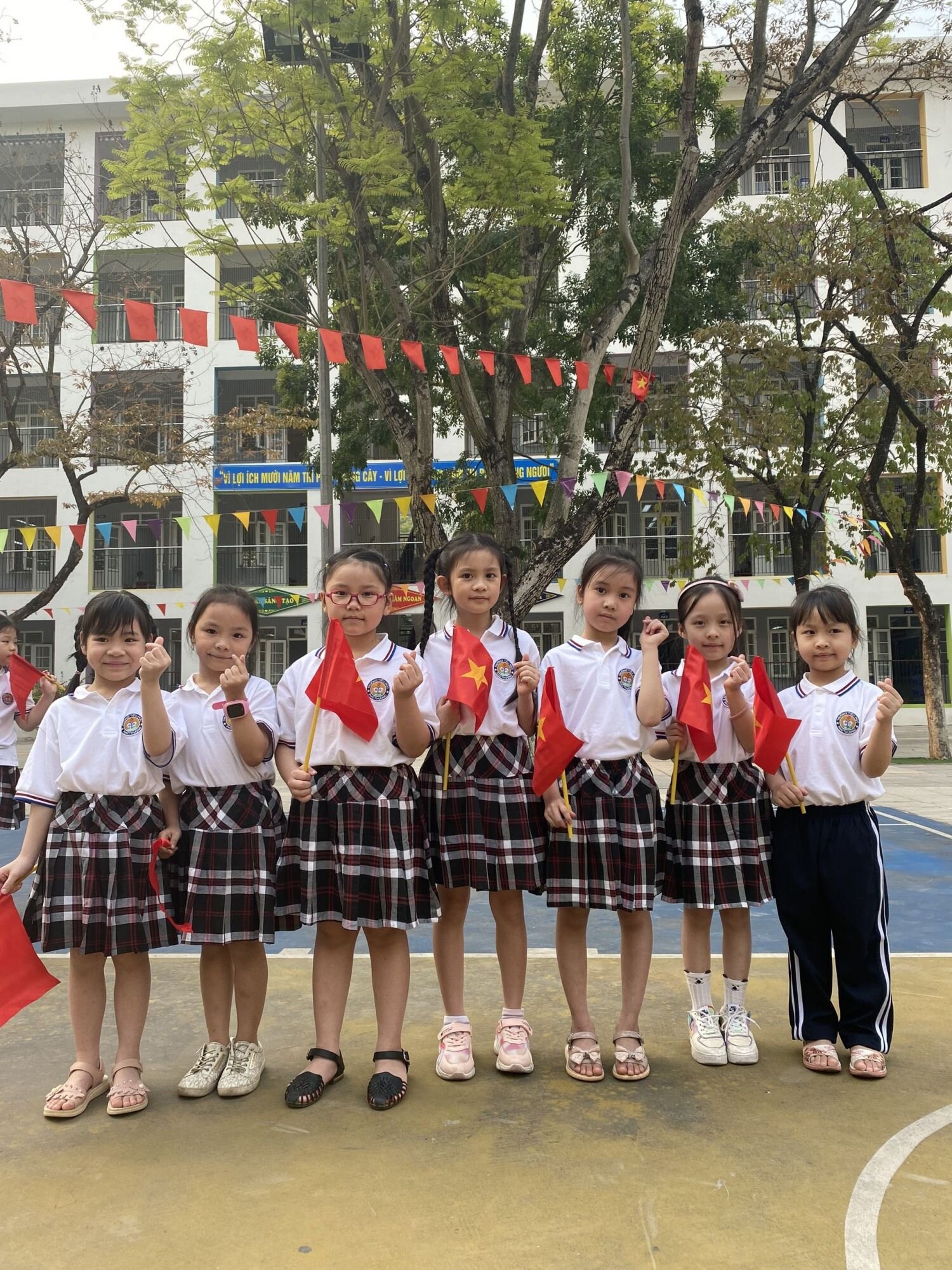 “Khai trường đặc biệt”