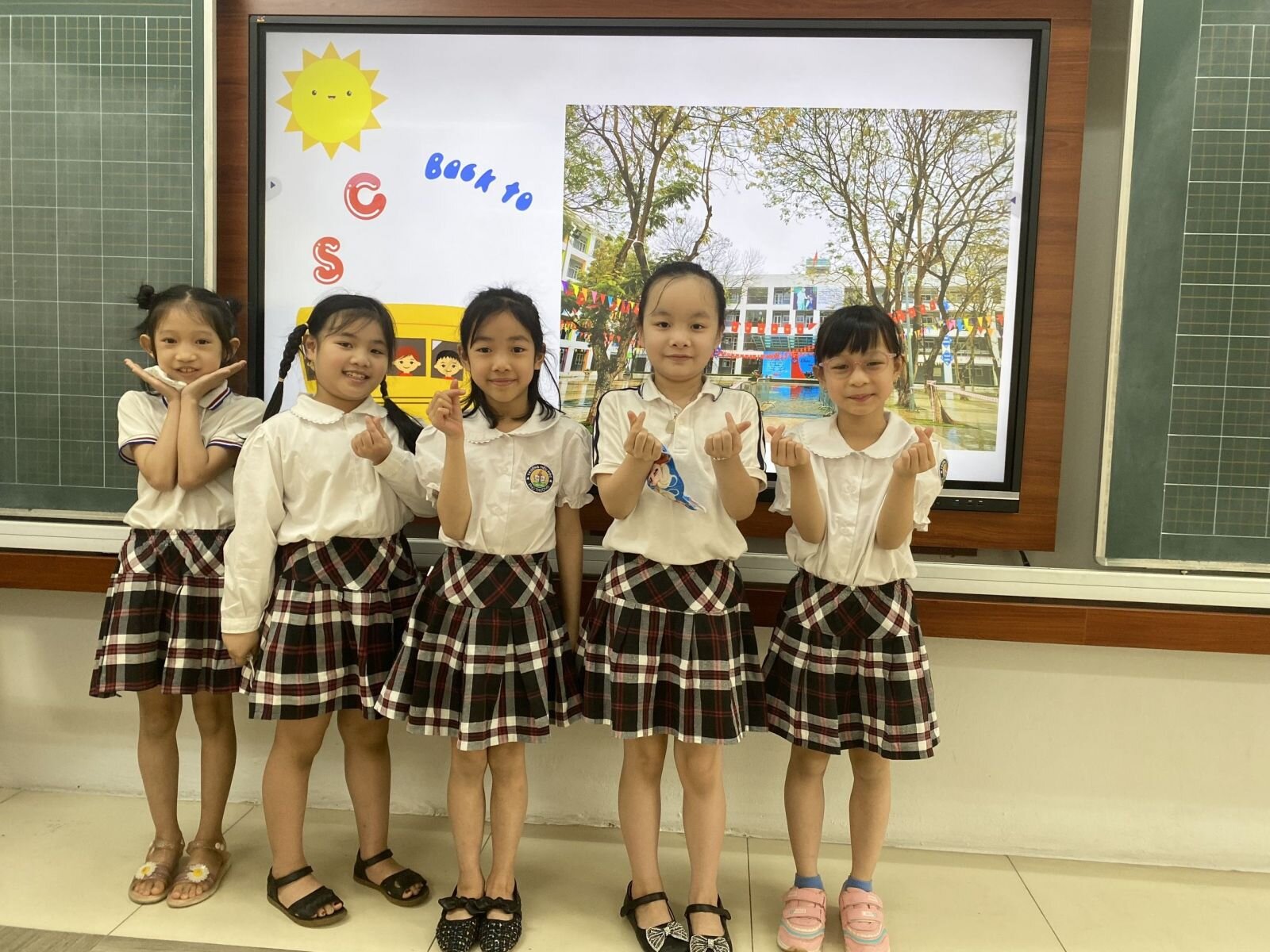 “Khai trường đặc biệt”