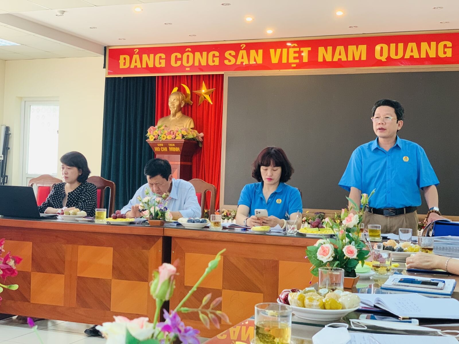 Kiểm tra việc chấp hành Điều lệ Công đoàn và công tác quản lý tài chính Công đoàn năm học 2021- 2022