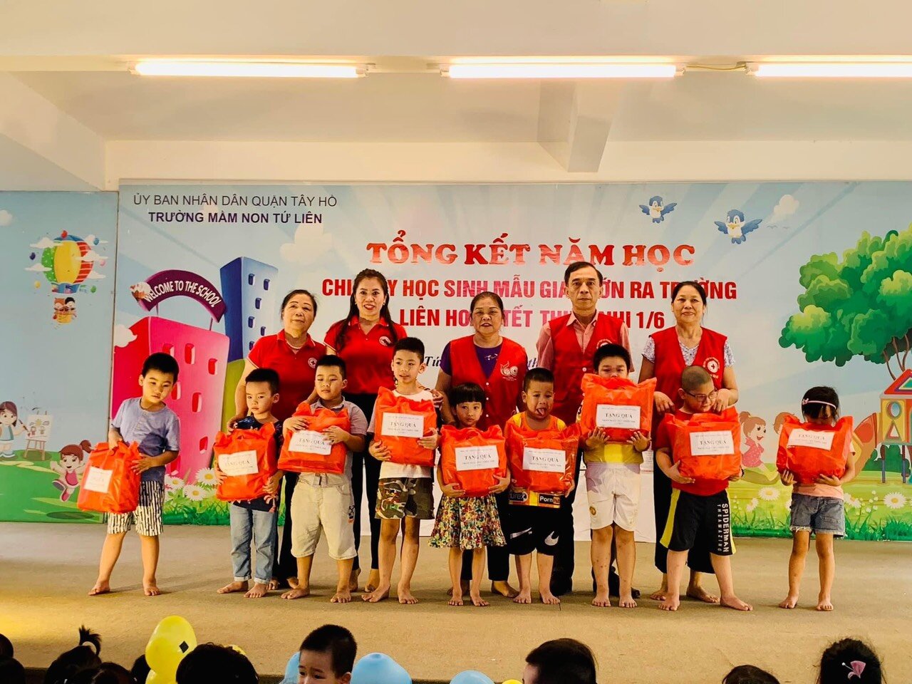 Trường Mầm non Tứ Liên tổ chức chương trình