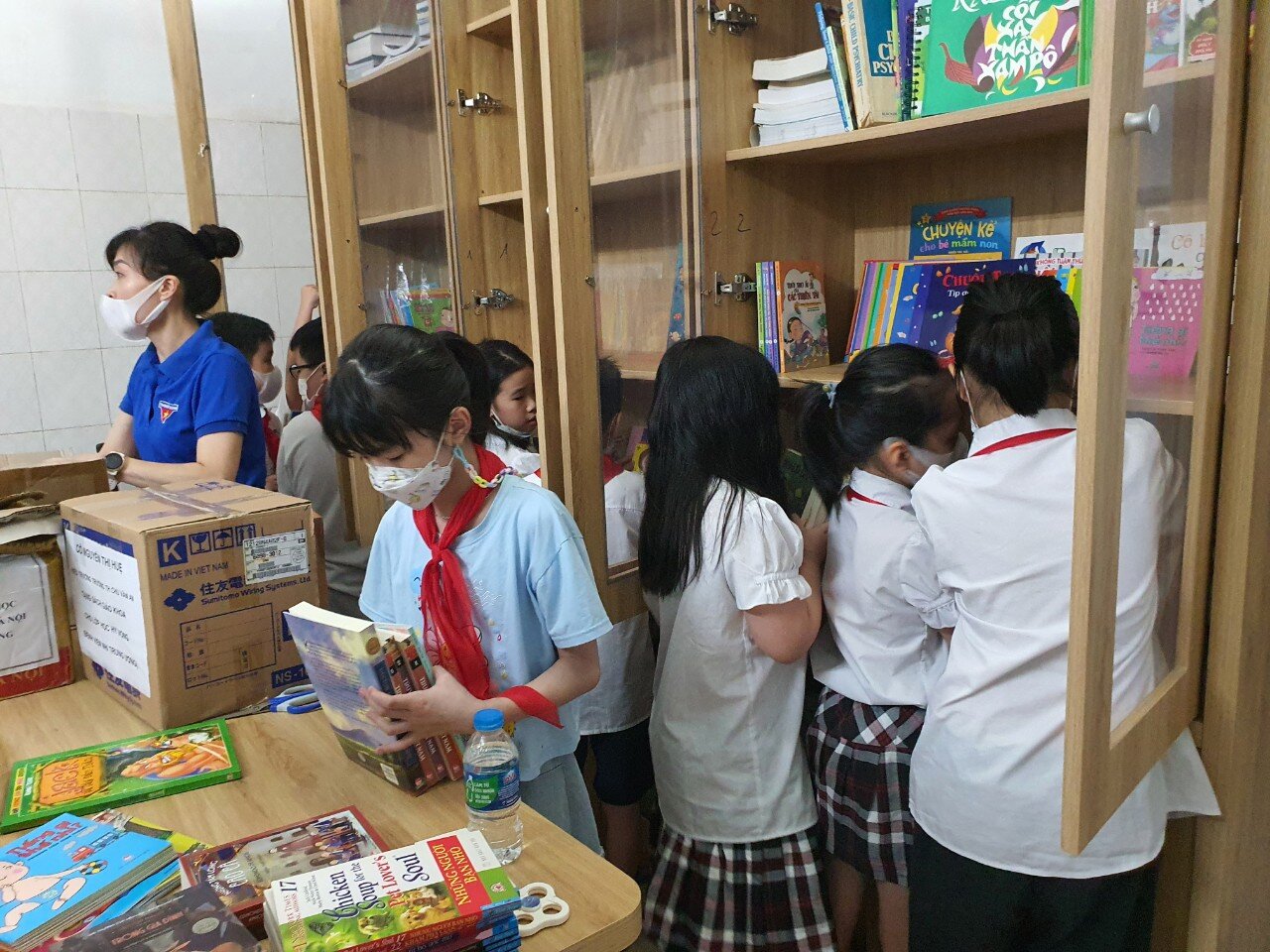 TỦ SÁCH YÊU THƯƠNG