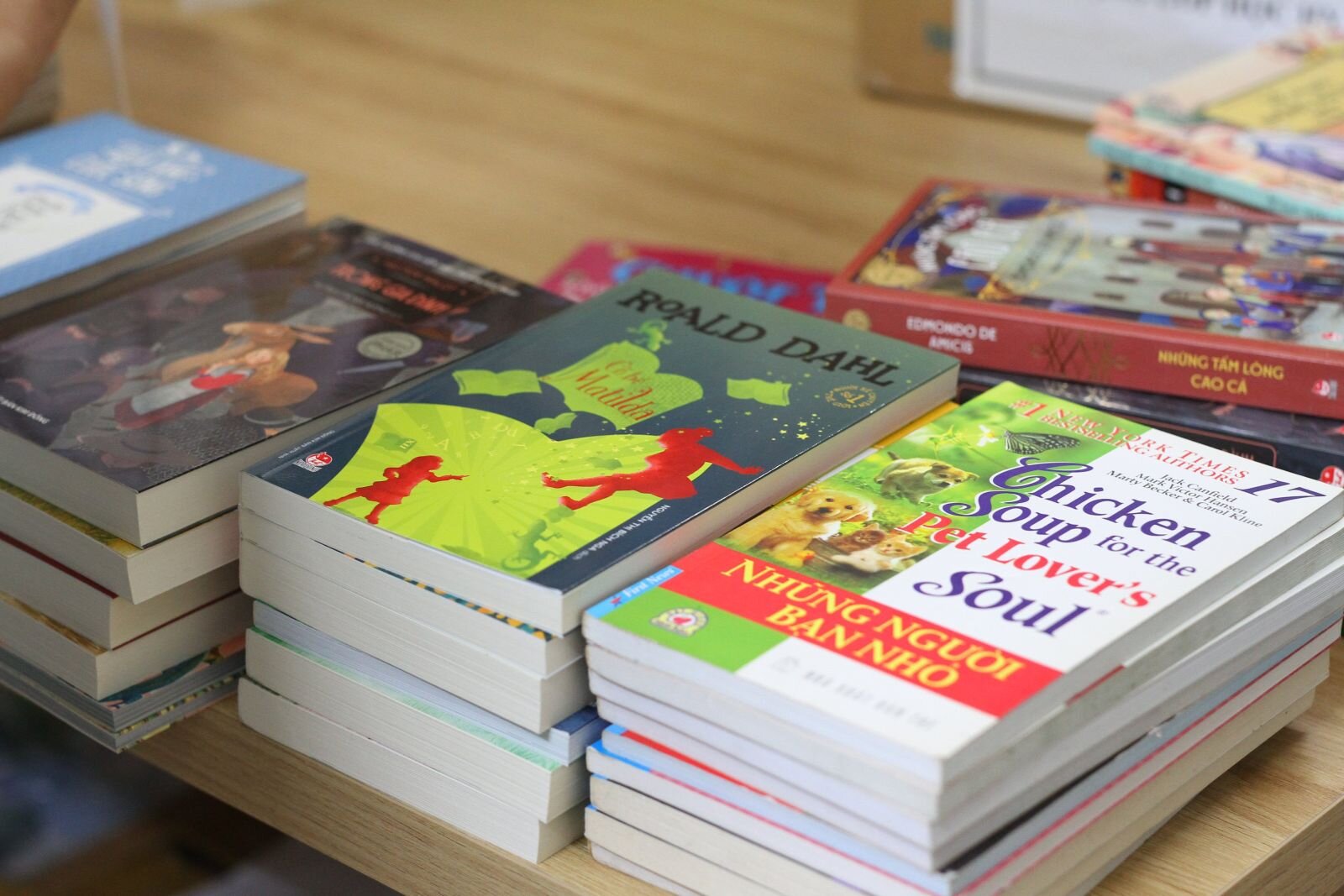 TỦ SÁCH YÊU THƯƠNG