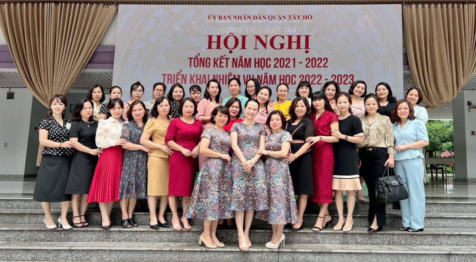 Phòng GDĐT Tây Hồ đã tổ chức Hội nghị Tổng kết năm học 2021-2022 và Triển khai nhiệm vụ năm học 2022-2023 cấp học Mầm non.