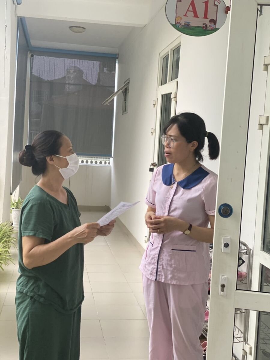 ĐẨY MẠNH CÁC BIỆN PHÁP TUYÊN TRUYỀN, CHUNG TAY ĐẨY NHANH TIẾN ĐỘ TIÊM VẮC XIN PHÒNG, CHỐNG COVID-19 CHO TRẺ 5 TUỔI