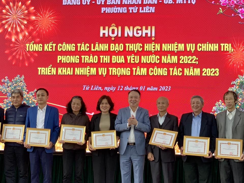 Chúc mừng Trường Mầm non Tứ Liên đã đạt danh hiệu Tập thể hoàn thành tốt nhiệm vụ trong phong trào thi đua yêu nước phường Tứ Liên, Chi bộ hoàn thành tốt nhiệm vụ năm 2022.