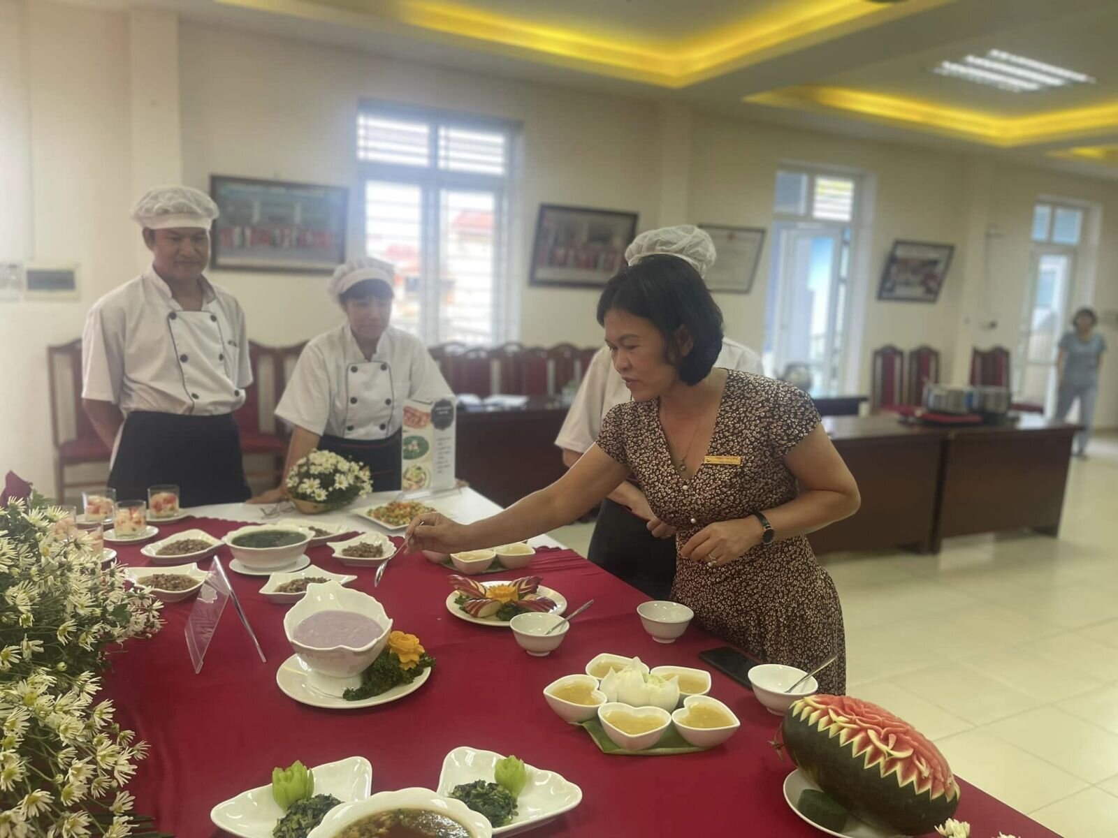 👨‍🍳👩‍🍳THI THỰC HÀNH CHẾ BIẾN MÓN ĂN TRONG HỘI THI “ GIÁO VIÊN- NHÂN VIÊN GIỎI” CẤP TRƯỜNG NĂM HỌC 2023-2024