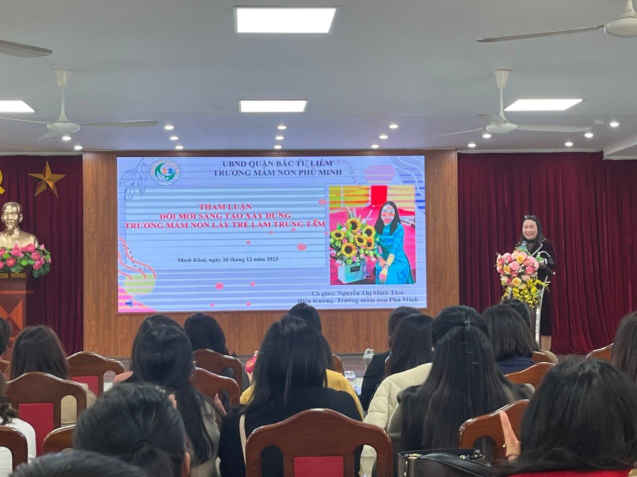 CỤM TRƯỜNG MẦM NON THÀNH PHỐ HÀ NỘI TỔ CHỨC SƠ KẾT 2 NĂM THỰC HIỆN CHUYÊN ĐỀ “XÂY DỰNG TRƯỜNG HỌC LẤY TRẺ LÀM TRUNG TÂM” GIAI ĐOẠN 2021-2025