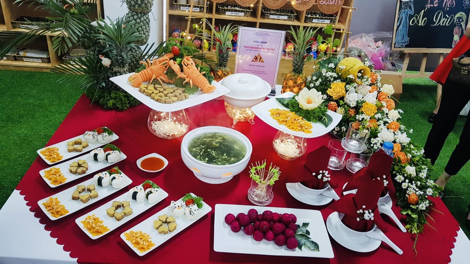 TRƯỜNG MẦM NON TỨ LIÊN ĐẠT GIẢI NHẤT THI XÂY DỰNG THỰC ĐƠN VÀ CHẾ BIẾN MÓN ĂN TẠI