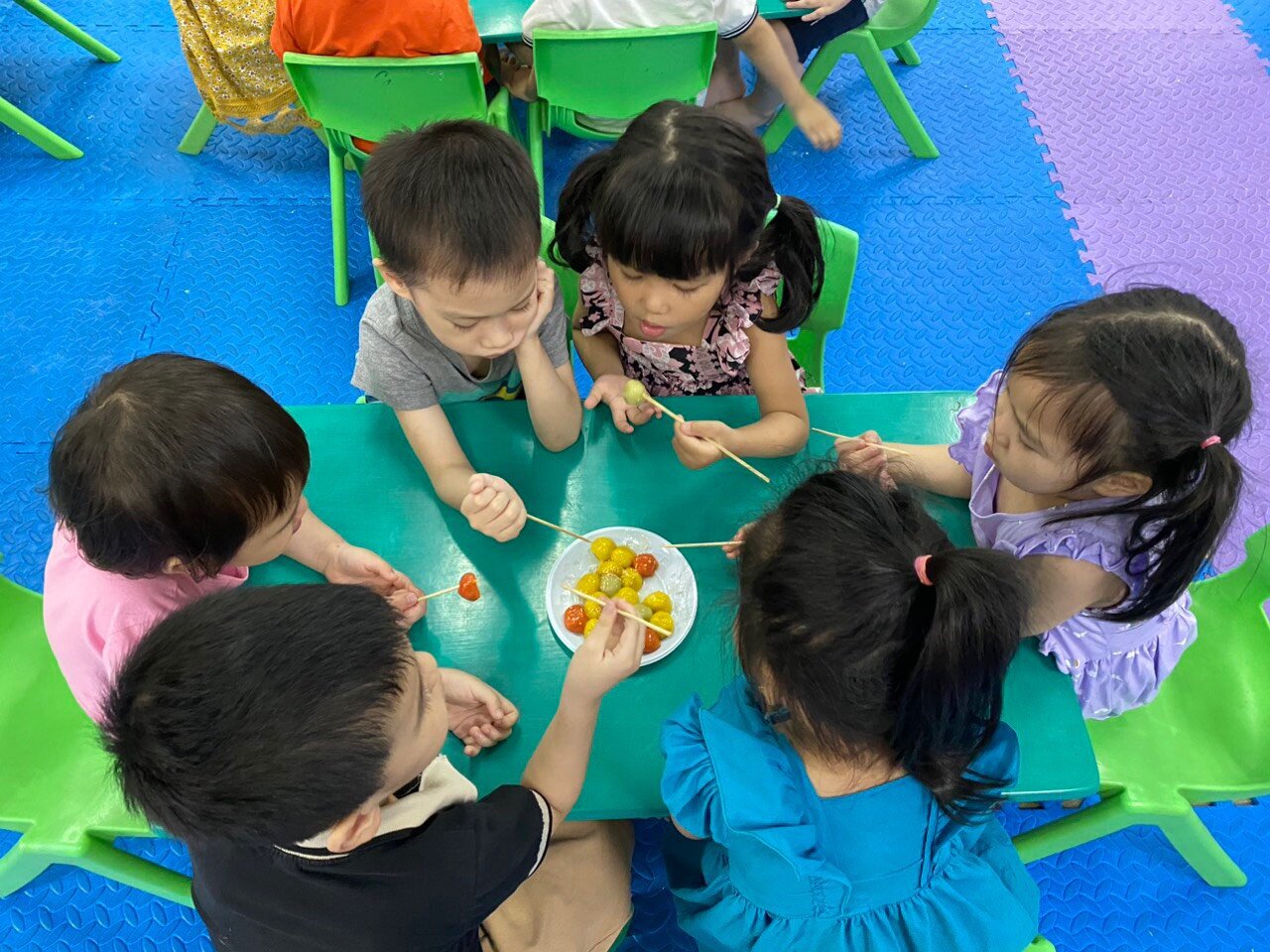 Khối MGB với tết Hàn Thực