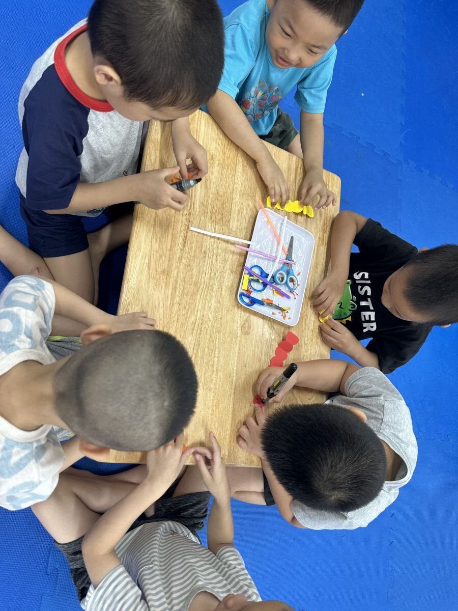 HĐTH; Những chú Sâu ngộ nghĩnh