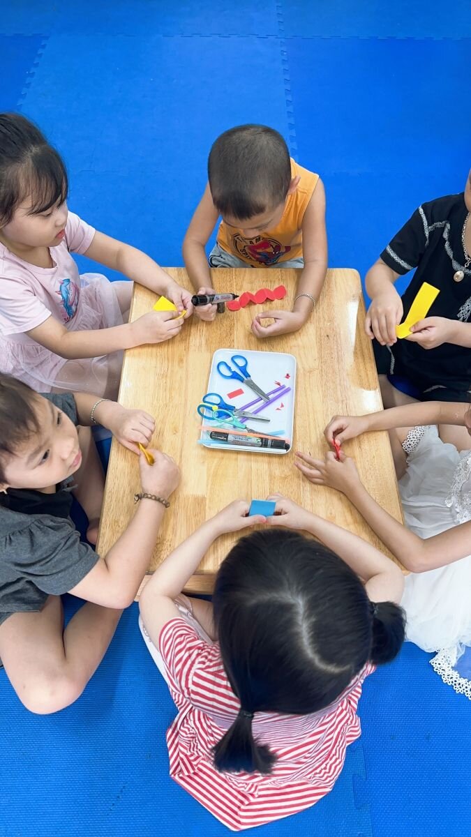 HĐTH; Những chú Sâu ngộ nghĩnh