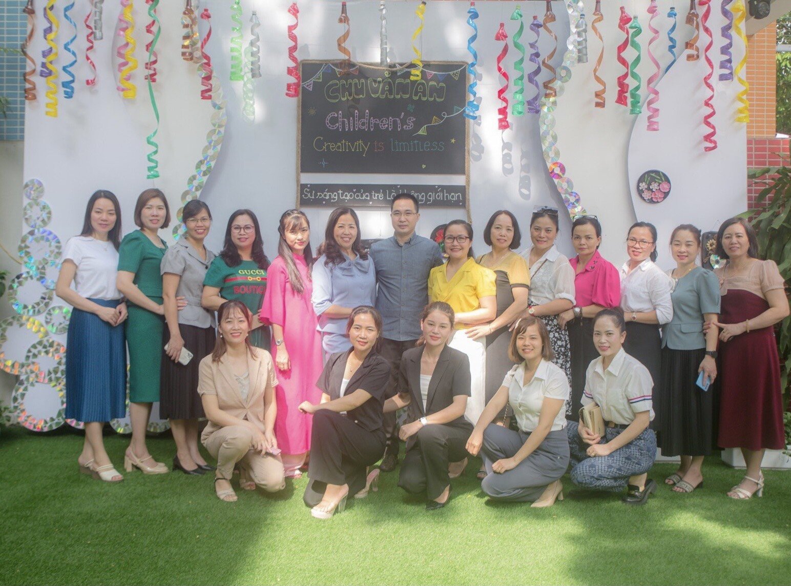 Trường Mầm non Chu Văn An vinh dự đón đoàn CBQL và GVMN cốt cán các tỉnh thành phía Bắc lớp tập huấn của Cục Nhà giáo và Cán bộ QLGD Bộ GD&ĐT đến dự giờ, thăm quan thực tế tại Nhà trường