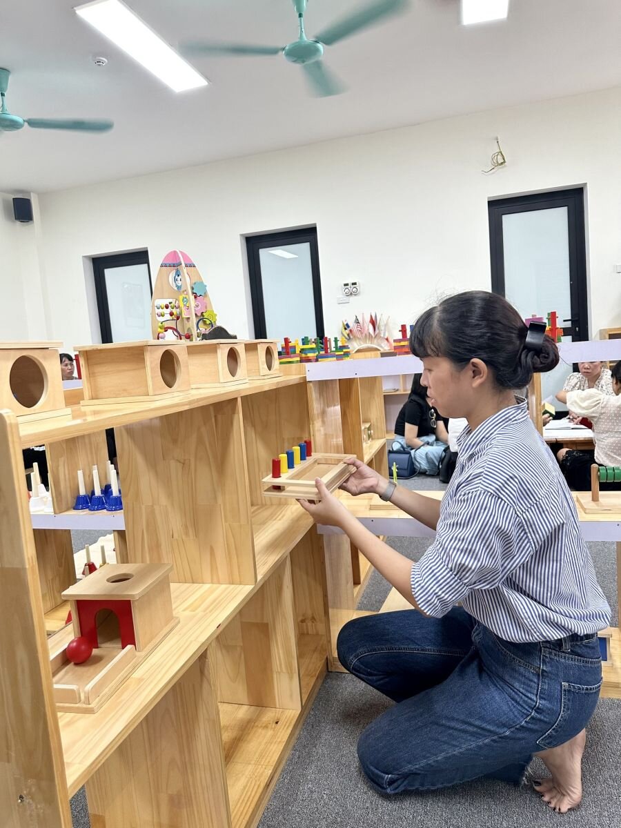 Trường MN Chu Văn An hoàn thành khoá tập huấn “ Ứng dụng hiệu quả phương pháp Montessori trong trường mầm non”