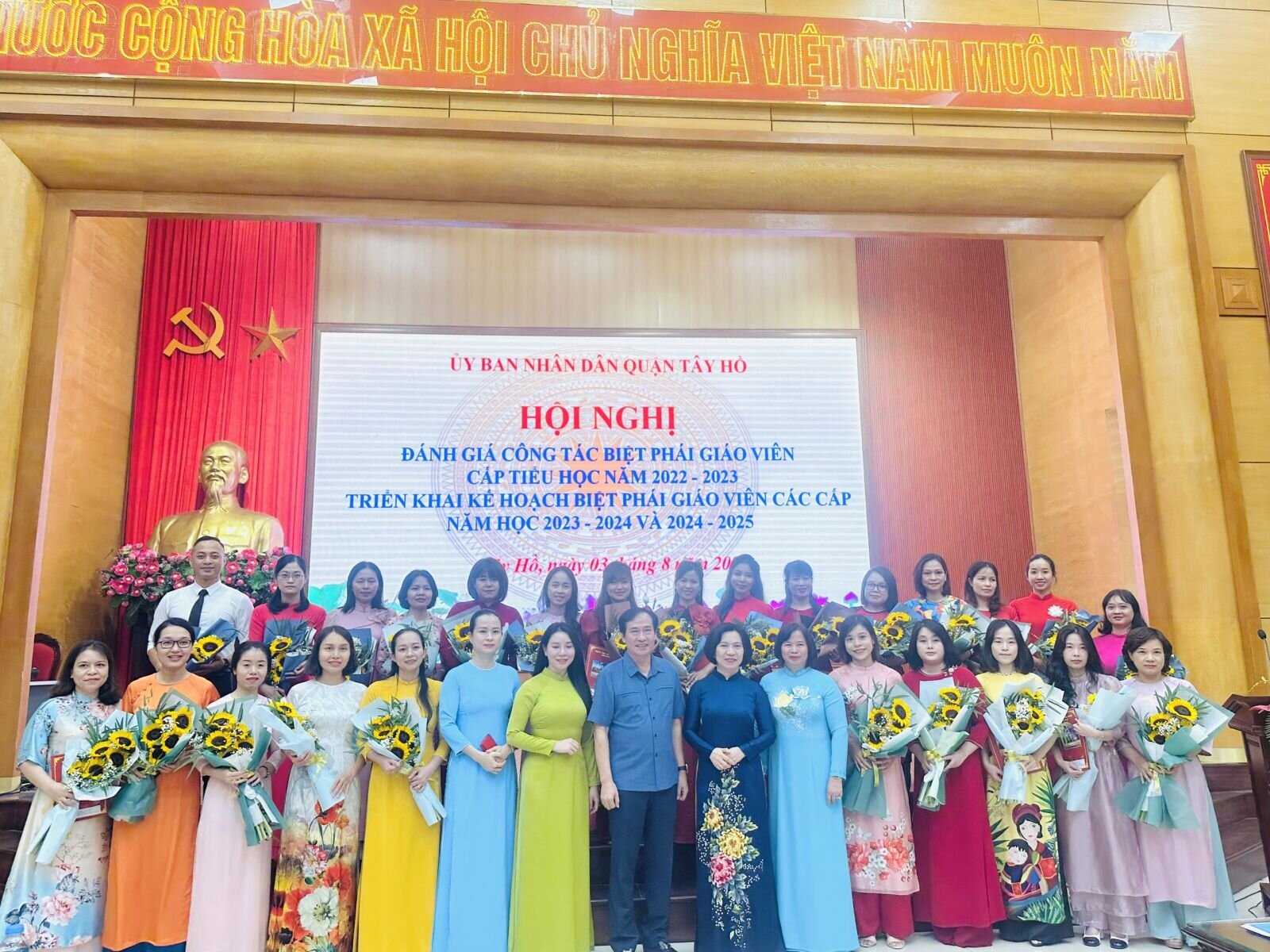 Trường MN Phú Thượng tham gia “HỘI NGHỊ ĐÁNH GIÁ CÔNG TÁC BIỆT PHÁI GIÁO VIÊN CẤP TIỂU HỌC NĂM HỌC 2022-2023, TRIỂN KHAI KẾ HOẠCH BIỆT PHÁI GIÁO VIÊN CÁC CẤP NĂM HỌC  2023-2024 VÀ 2024-2025”