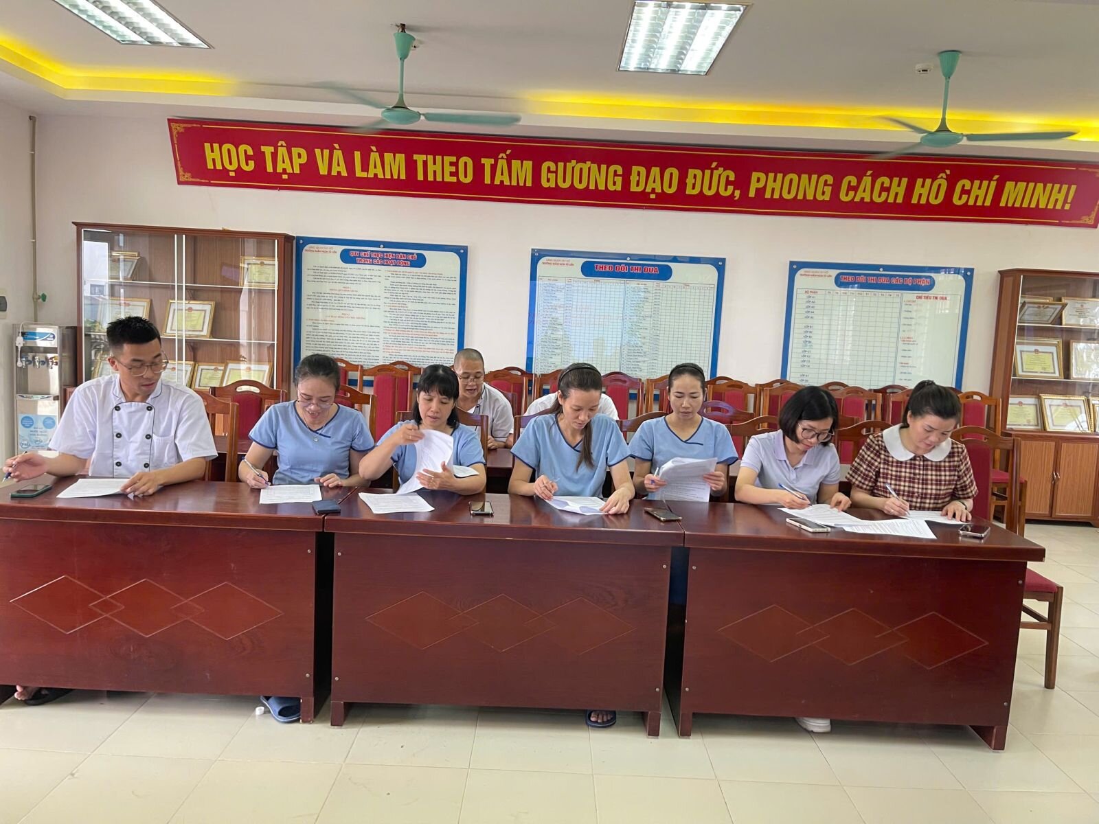 👩‍🍳 TRƯỜNG MẦM NON TỨ LIÊN TỔ CHỨC BỒI DƯỠNG KIẾN THỨC AN TOÀN THỰC PHẨM CHO GIÁO VIÊN-NHÂN VIÊN LÀM CÔNG TÁC BÁN TRÚ NĂM HỌC 2024-2025 🫕🧆🍱