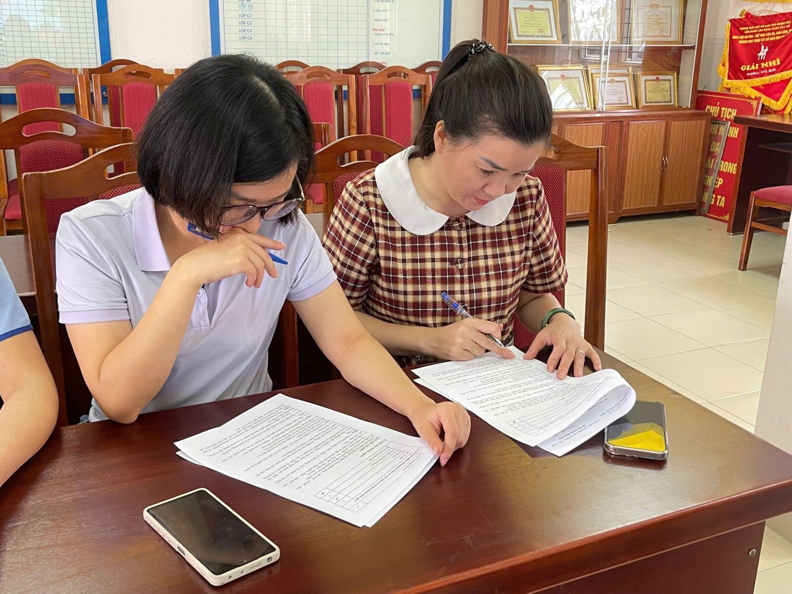 👩‍🍳 TRƯỜNG MẦM NON TỨ LIÊN TỔ CHỨC BỒI DƯỠNG KIẾN THỨC AN TOÀN THỰC PHẨM CHO GIÁO VIÊN-NHÂN VIÊN LÀM CÔNG TÁC BÁN TRÚ NĂM HỌC 2024-2025 🫕🧆🍱