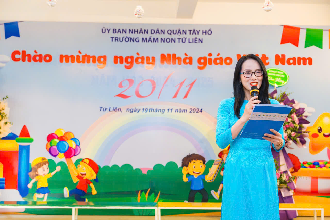 CÁN BỘ- GIÁO VIÊN- NHÂN VIÊN TRƯỜNG MẦM NON TỨ LIÊN LONG TRỌNG TỔ CHỨC MITTING KỈ NIỆM 42 NĂM NGÀY NHÀ GIÁO VIỆT NAM 20/11