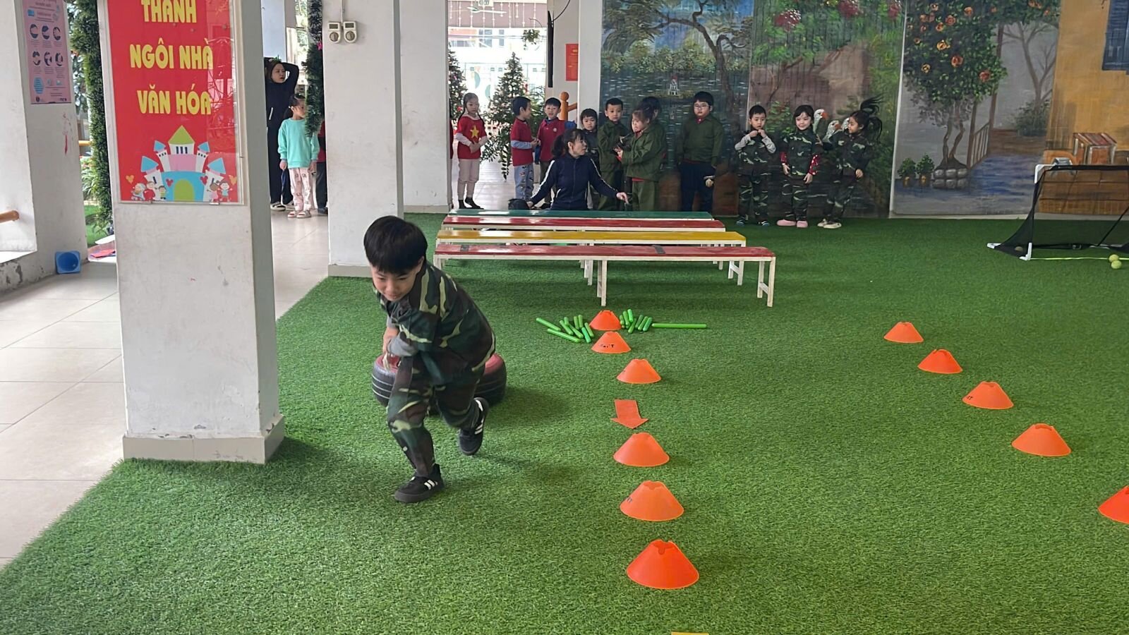 TRƯỜNG MẦM NON TỨ LIÊN PHỐI HỢP VỚI CÔNG TY GOKIDS TỔ CHỨC NGÀY HỘI THỂ THAO CHÀO MỪNG NGÀY THÀNH LẬP QUÂN ĐỘI NHÂN DÂN VIỆT NAM 22/12