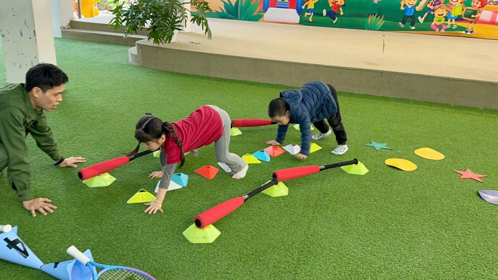 TRƯỜNG MẦM NON TỨ LIÊN PHỐI HỢP VỚI CÔNG TY GOKIDS TỔ CHỨC NGÀY HỘI THỂ THAO CHÀO MỪNG NGÀY THÀNH LẬP QUÂN ĐỘI NHÂN DÂN VIỆT NAM 22/12