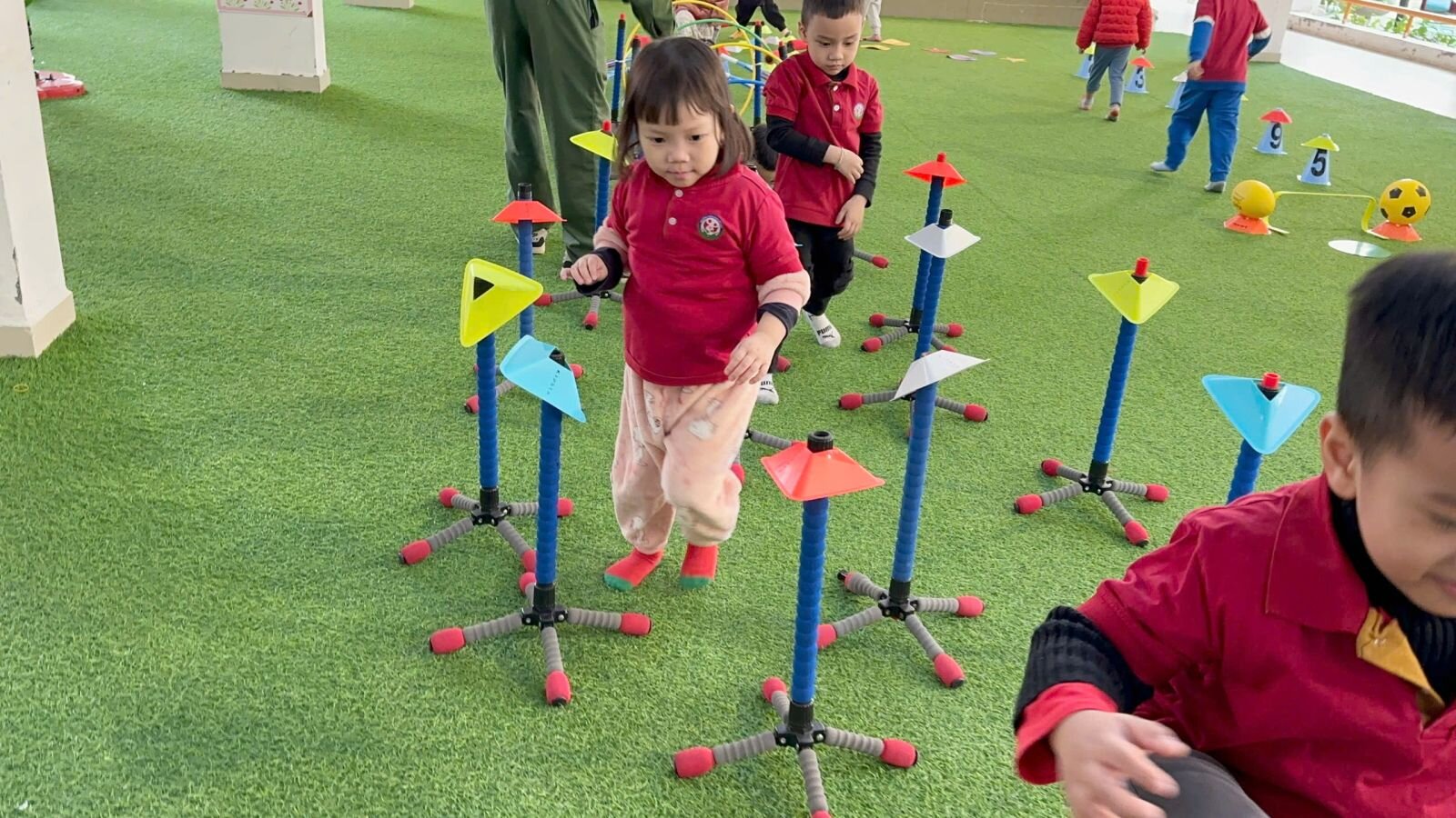 TRƯỜNG MẦM NON TỨ LIÊN PHỐI HỢP VỚI CÔNG TY GOKIDS TỔ CHỨC NGÀY HỘI THỂ THAO CHÀO MỪNG NGÀY THÀNH LẬP QUÂN ĐỘI NHÂN DÂN VIỆT NAM 22/12