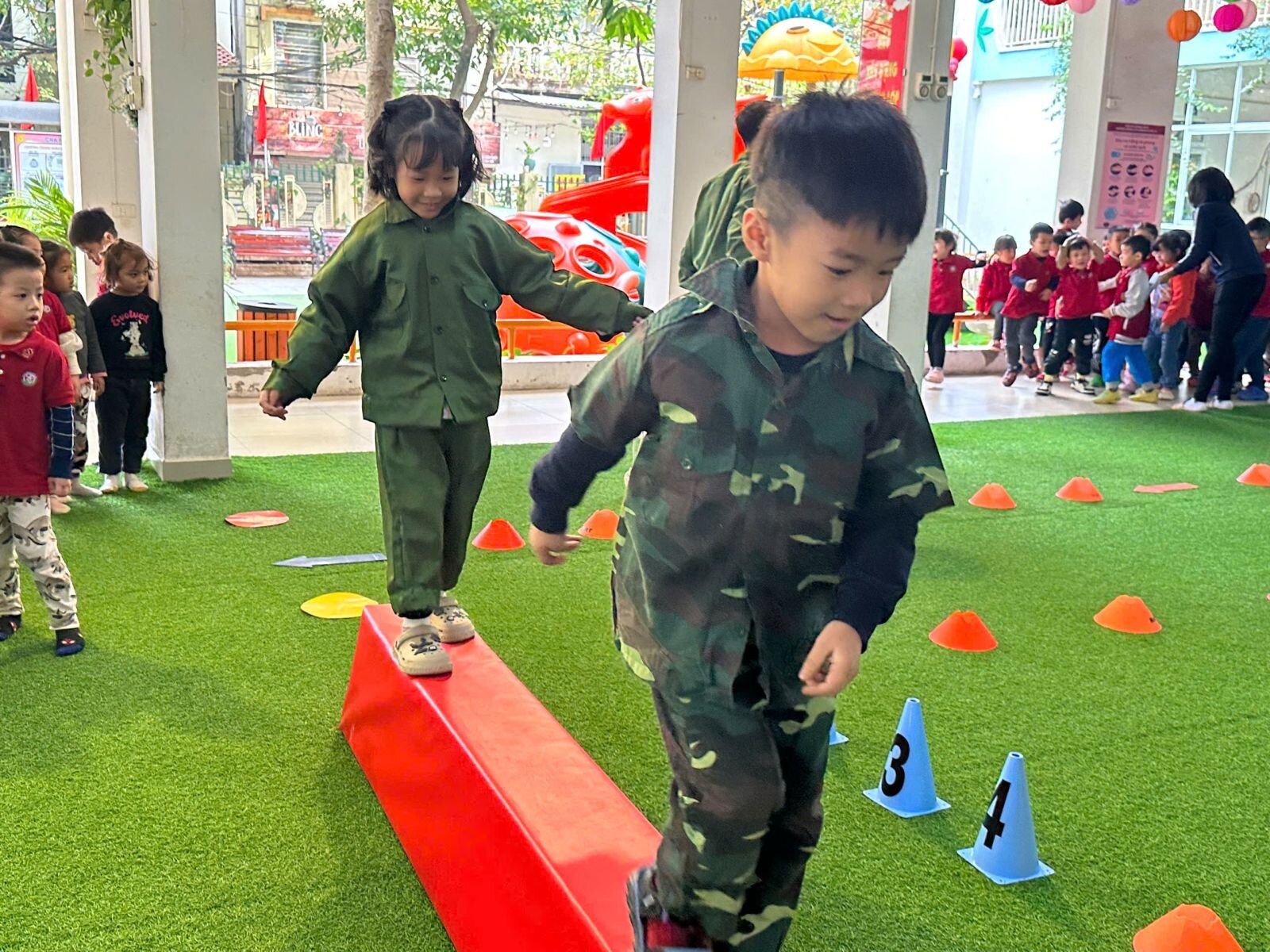 TRƯỜNG MẦM NON TỨ LIÊN PHỐI HỢP VỚI CÔNG TY GOKIDS TỔ CHỨC NGÀY HỘI THỂ THAO CHÀO MỪNG NGÀY THÀNH LẬP QUÂN ĐỘI NHÂN DÂN VIỆT NAM 22/12