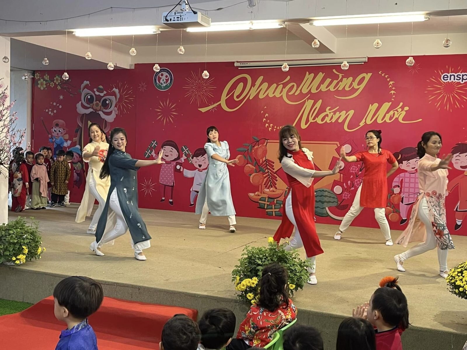 🧧🌸🎊Nhật kí chuỗi sự kiện chúc mừng năm mới 2024, liên hoan các trò chơi dân gian và hoạt động sáng tạo của các bé trường mầm non Tứ Liên❤️