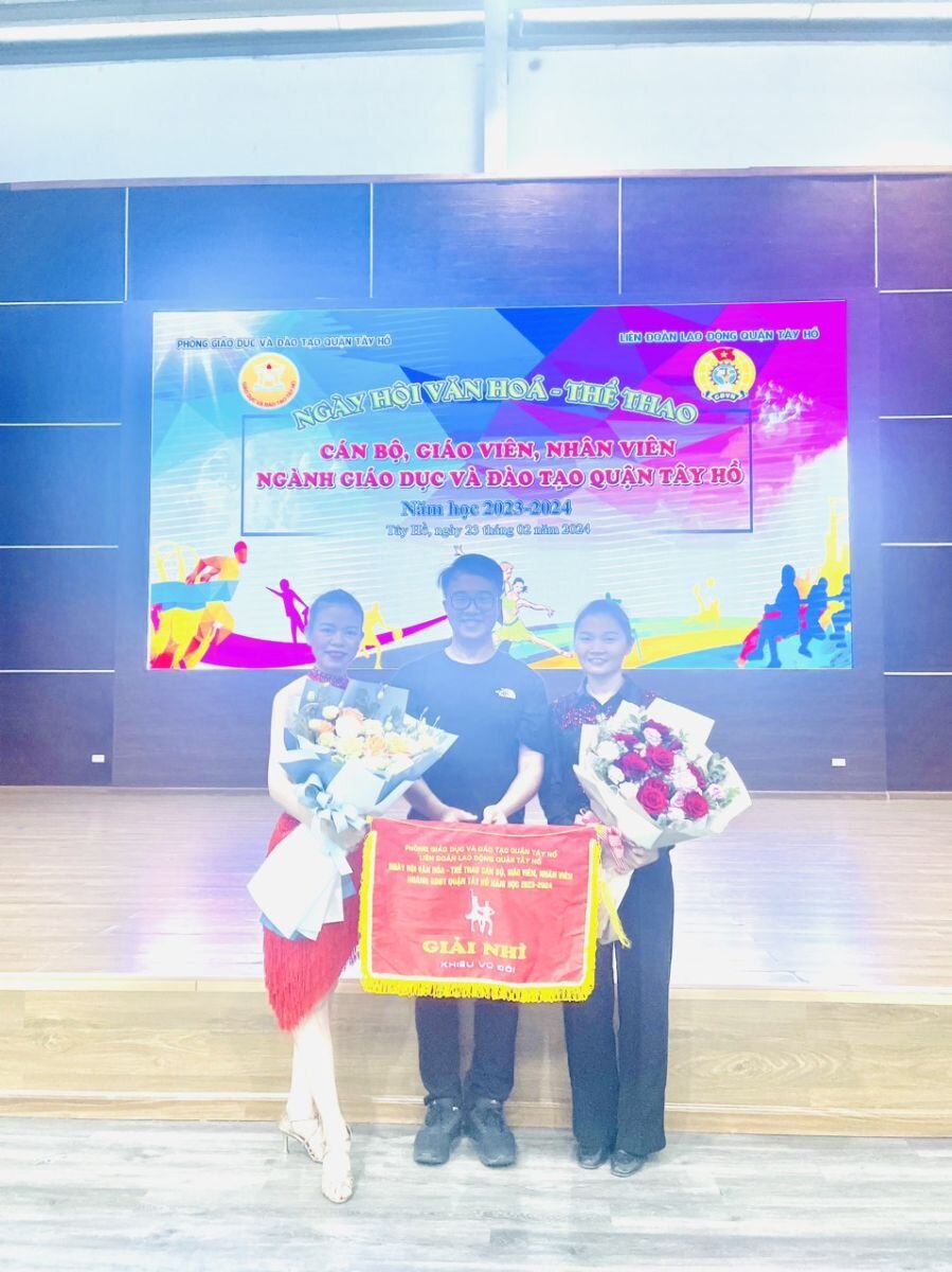 Trường Mầm non Tứ Liên tham gia 