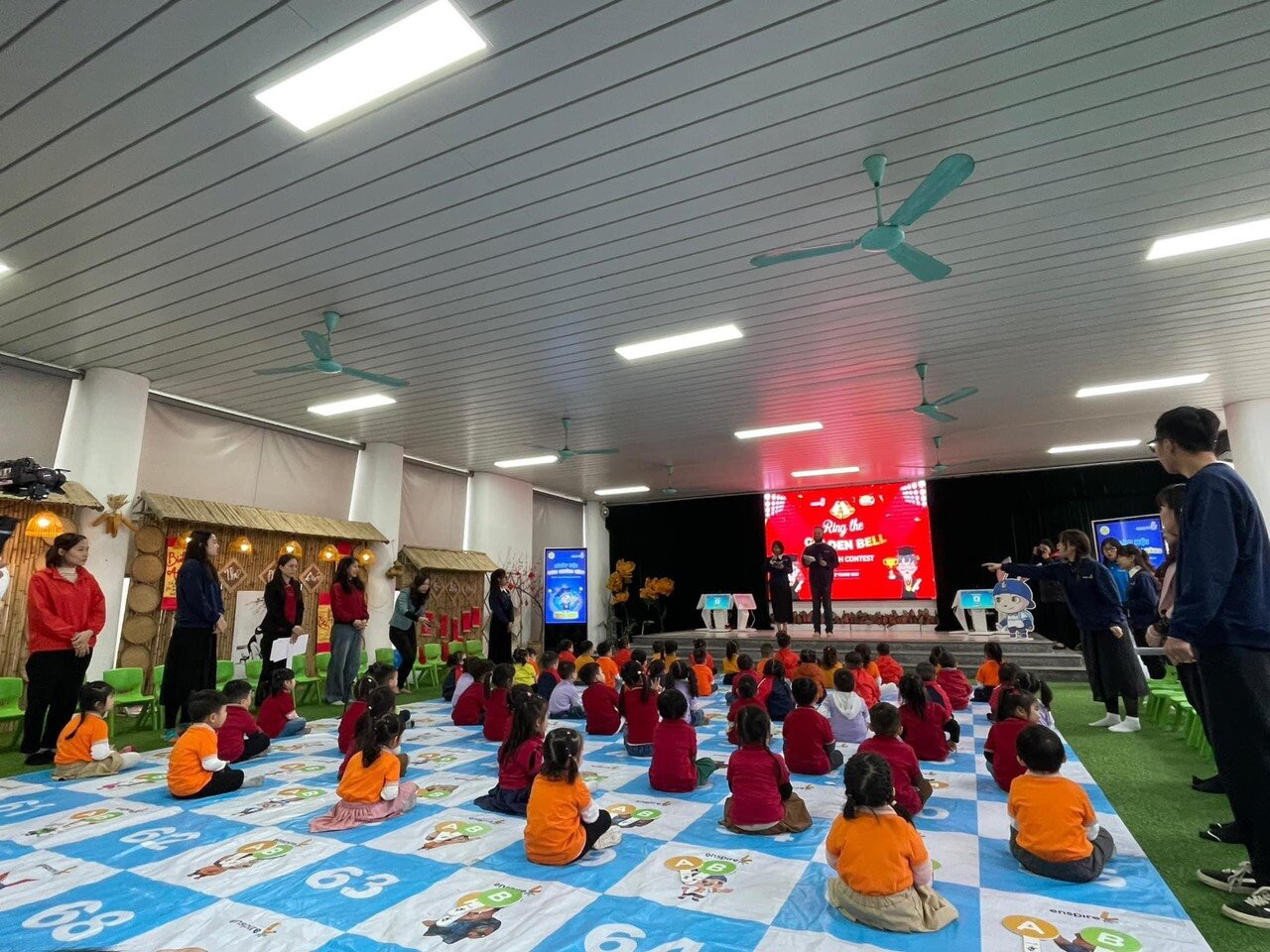 Các bé học sinh trường Mầm non Tứ Liên tham gia Ngày hội 