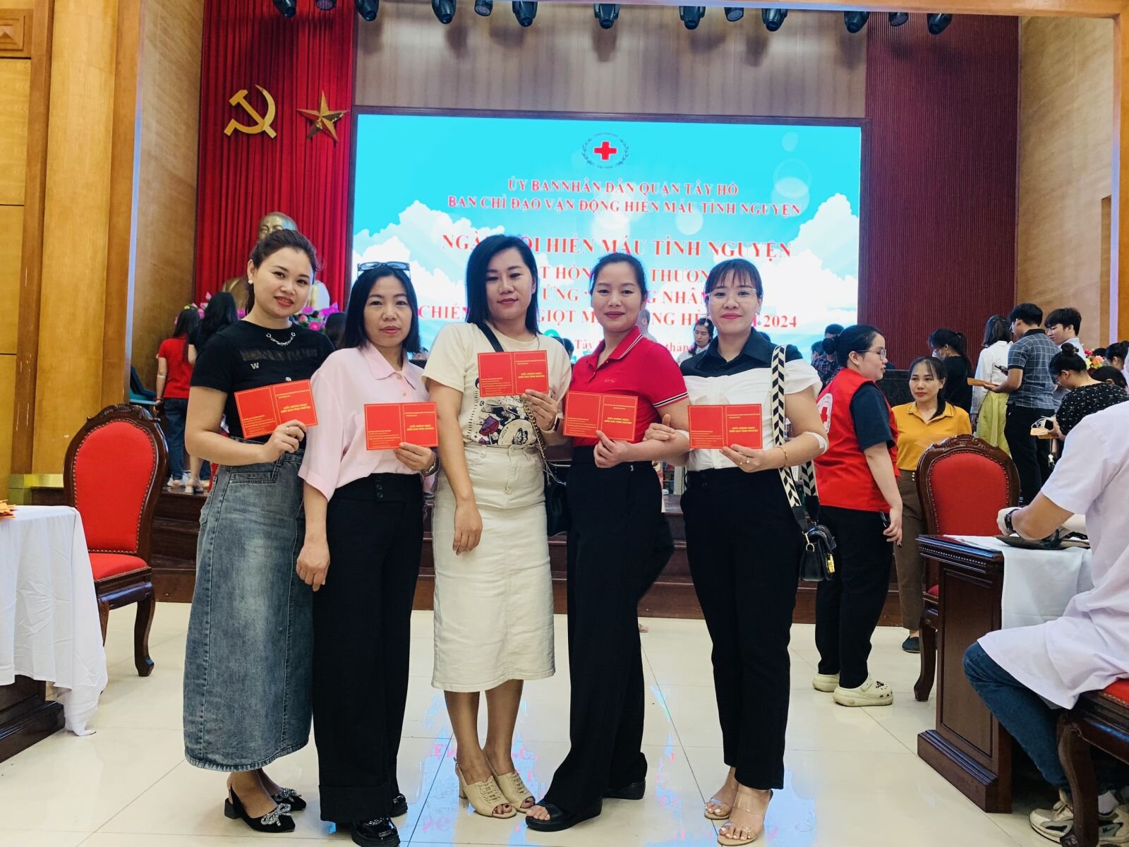 CB-GV-NV TRƯỜNG MN NHẬT TÂN THAM GIA 