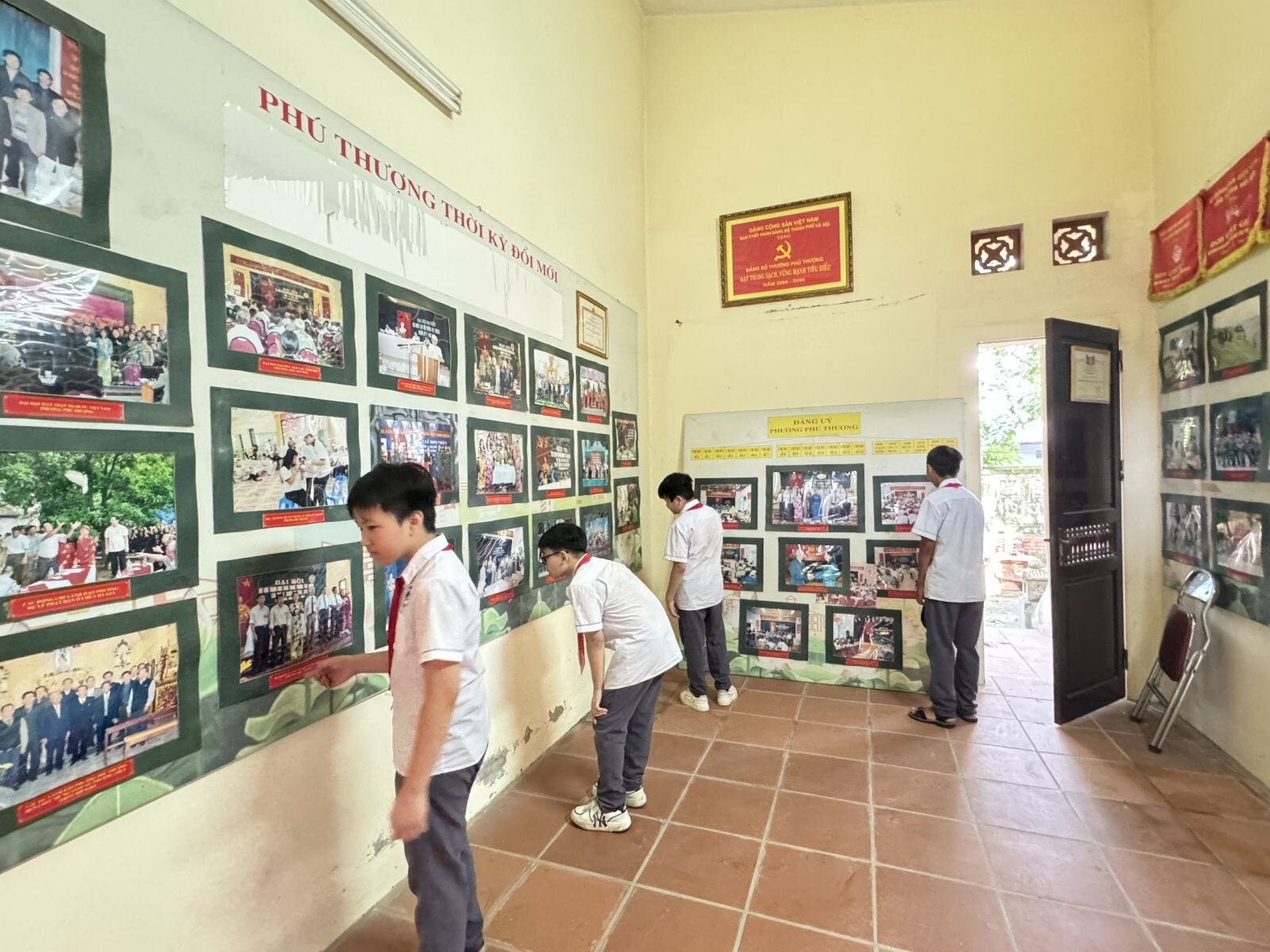 TRƯỜNG THCS PHÚ THƯỢNG DÂNG HƯƠNG TƯỞNG NIỆM, TRI ÂN CÁC ANH HÙNG, LIỆT SĨ NHÂN DỊP KỈ NIỆM 77 NĂM NGÀY THƯƠNG BINH LIỆT SĨ (27/07/1947 – 27/07/2024)