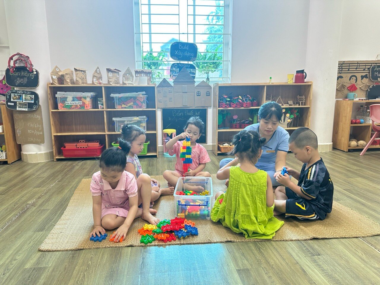 HÂN HOAN CHÀO ĐÓN CÁC BÉ ĐẾN TRƯỜNG