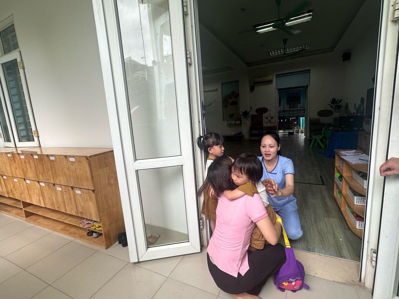 HÂN HOAN CHÀO ĐÓN CÁC BÉ ĐẾN TRƯỜNG