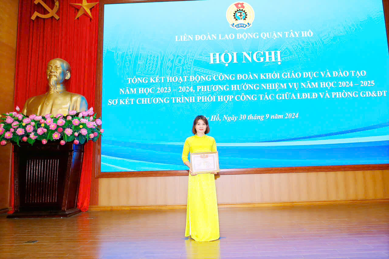 CÔNG ĐOÀN TRƯỜNG MẦM NON TỨ LIÊN THAM GIA HỘI NGHỊ TỔNG KẾT HOẠT ĐỘNG CÔNG ĐOÀN KHỐI GIÁO DỤC NĂM HỌC 2023-2024. PHƯƠNG HƯỚNG NHIỆM VỤ NĂM HỌC 2024-2025