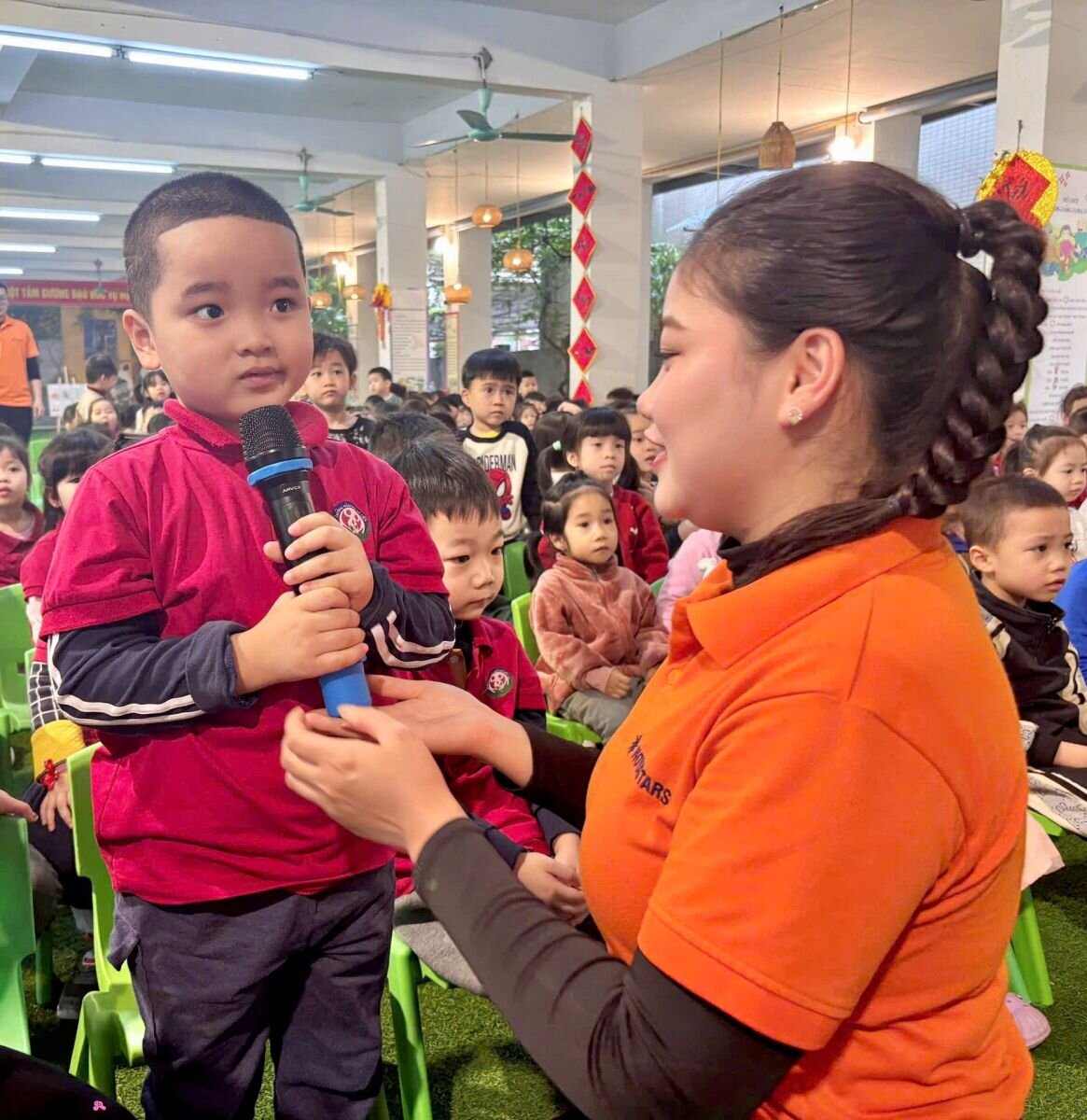 NGÀY HỘI TRẢI NGHIỆM KĨ NĂNG SỐNG TẠI TRƯỜNG MẦM NON TỨ LIÊN VỚI CHỦ ĐỀ “KĨ NĂNG PHÒNG TRÁNH NGUY CƠ BỊ NGỘ ĐỘC TỪ ĐỒ ĂN ĐỒ UỐNG KHÔNG AN TOÀN”