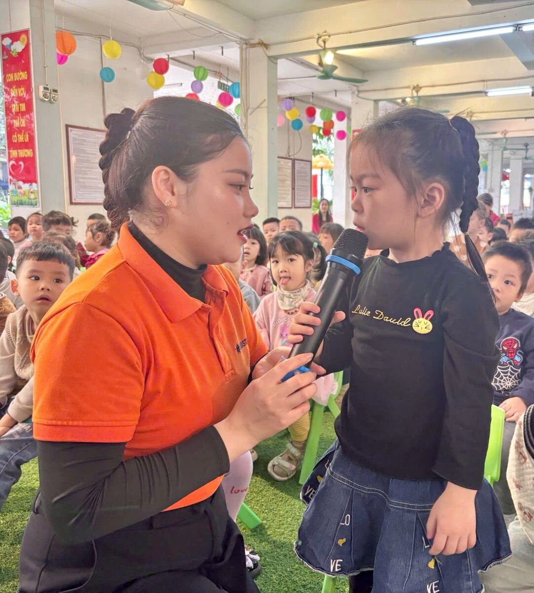 NGÀY HỘI TRẢI NGHIỆM KĨ NĂNG SỐNG TẠI TRƯỜNG MẦM NON TỨ LIÊN VỚI CHỦ ĐỀ “KĨ NĂNG PHÒNG TRÁNH NGUY CƠ BỊ NGỘ ĐỘC TỪ ĐỒ ĂN ĐỒ UỐNG KHÔNG AN TOÀN”