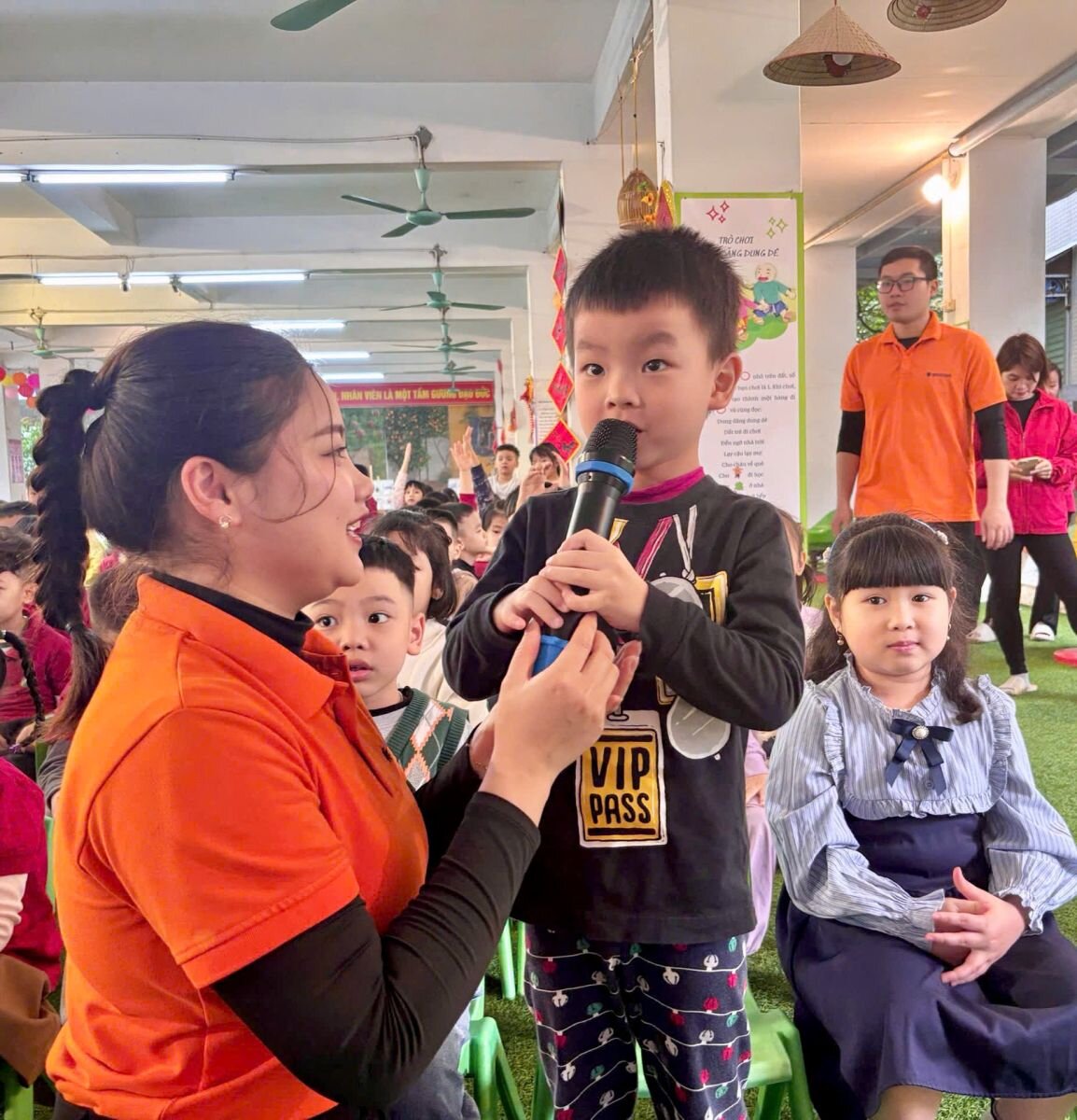 NGÀY HỘI TRẢI NGHIỆM KĨ NĂNG SỐNG TẠI TRƯỜNG MẦM NON TỨ LIÊN VỚI CHỦ ĐỀ “KĨ NĂNG PHÒNG TRÁNH NGUY CƠ BỊ NGỘ ĐỘC TỪ ĐỒ ĂN ĐỒ UỐNG KHÔNG AN TOÀN”