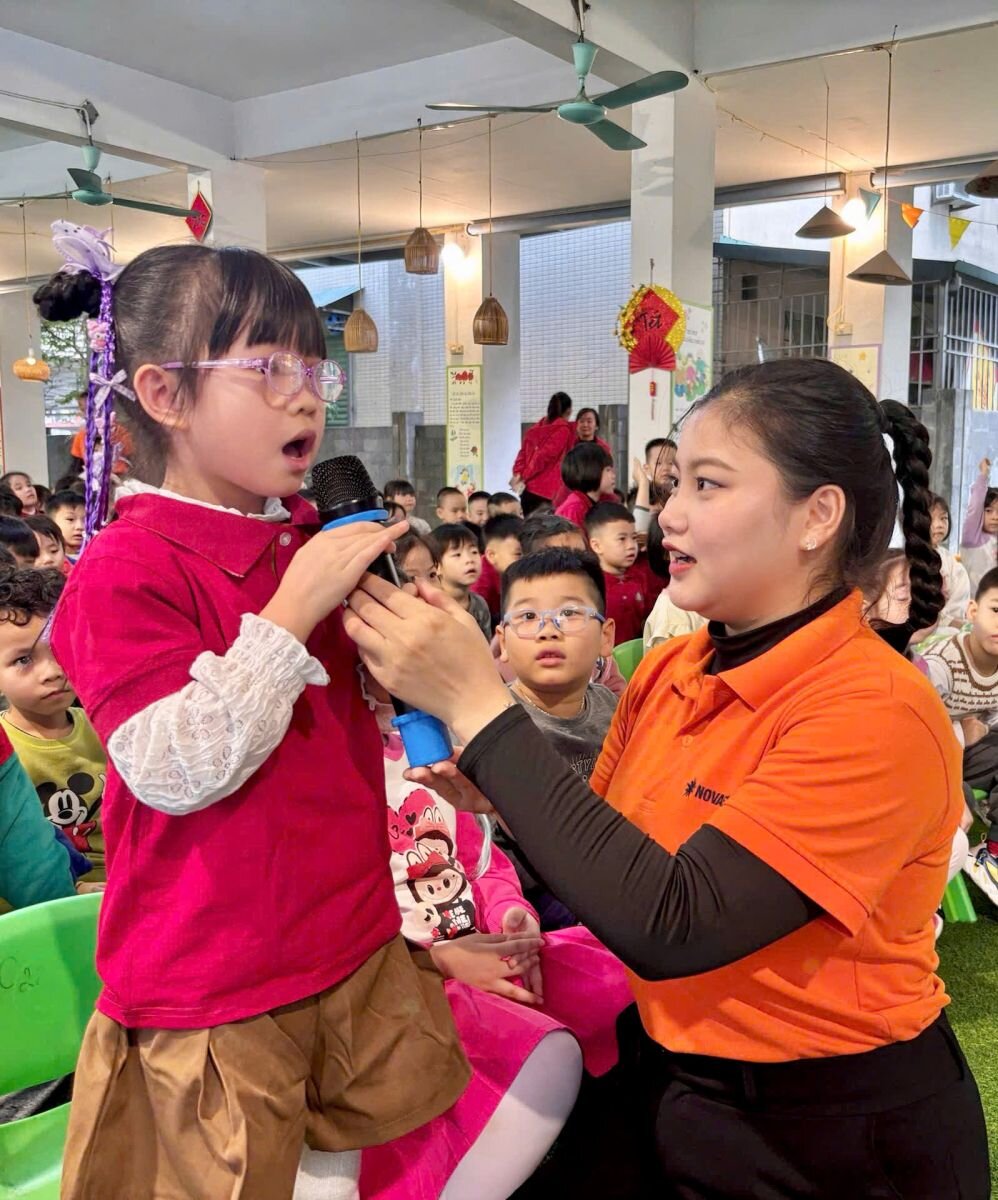 NGÀY HỘI TRẢI NGHIỆM KĨ NĂNG SỐNG TẠI TRƯỜNG MẦM NON TỨ LIÊN VỚI CHỦ ĐỀ “KĨ NĂNG PHÒNG TRÁNH NGUY CƠ BỊ NGỘ ĐỘC TỪ ĐỒ ĂN ĐỒ UỐNG KHÔNG AN TOÀN”