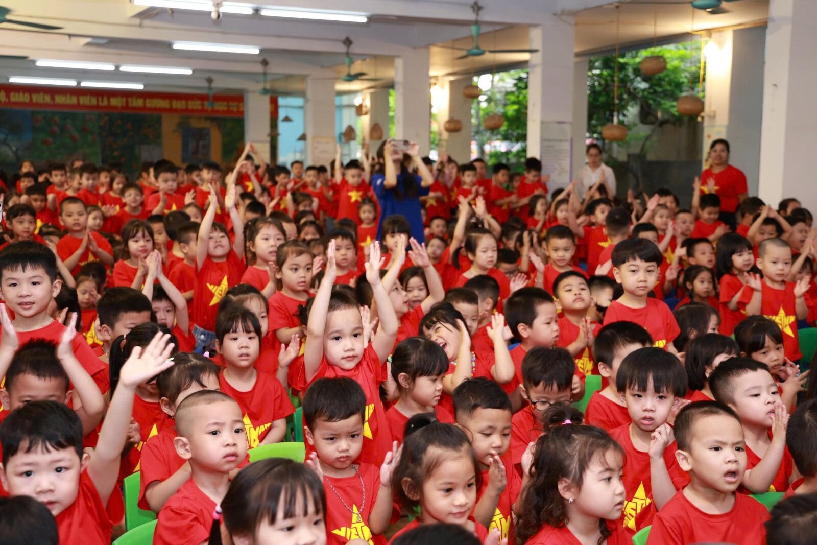 🌈🚀🧑🎓LỄ TỔNG KẾT NĂM HỌC – LIÊN HOAN QUỐC TẾ THIẾU NHI 1/6🌈🌈 🎉🎉TRI ÂN VÀ TRƯỞNG THÀNH KHỐI LỚP MẪU GIÁO LỚN ✨✈️ 📍Năm học 2024 – 2025 Trường Mầm non Tứ Liên 📍