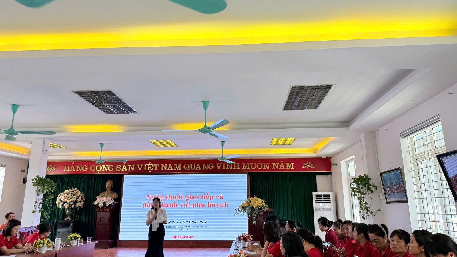 TRƯỜNG MẦM NON TỨ LIÊN KẾT HỢP CÙNG TRƯỜNG MẦM NON AN DƯƠNG TỔ CHỨC BỒI DƯỠNG CHUYÊN MÔN CHUYÊN ĐỀ  