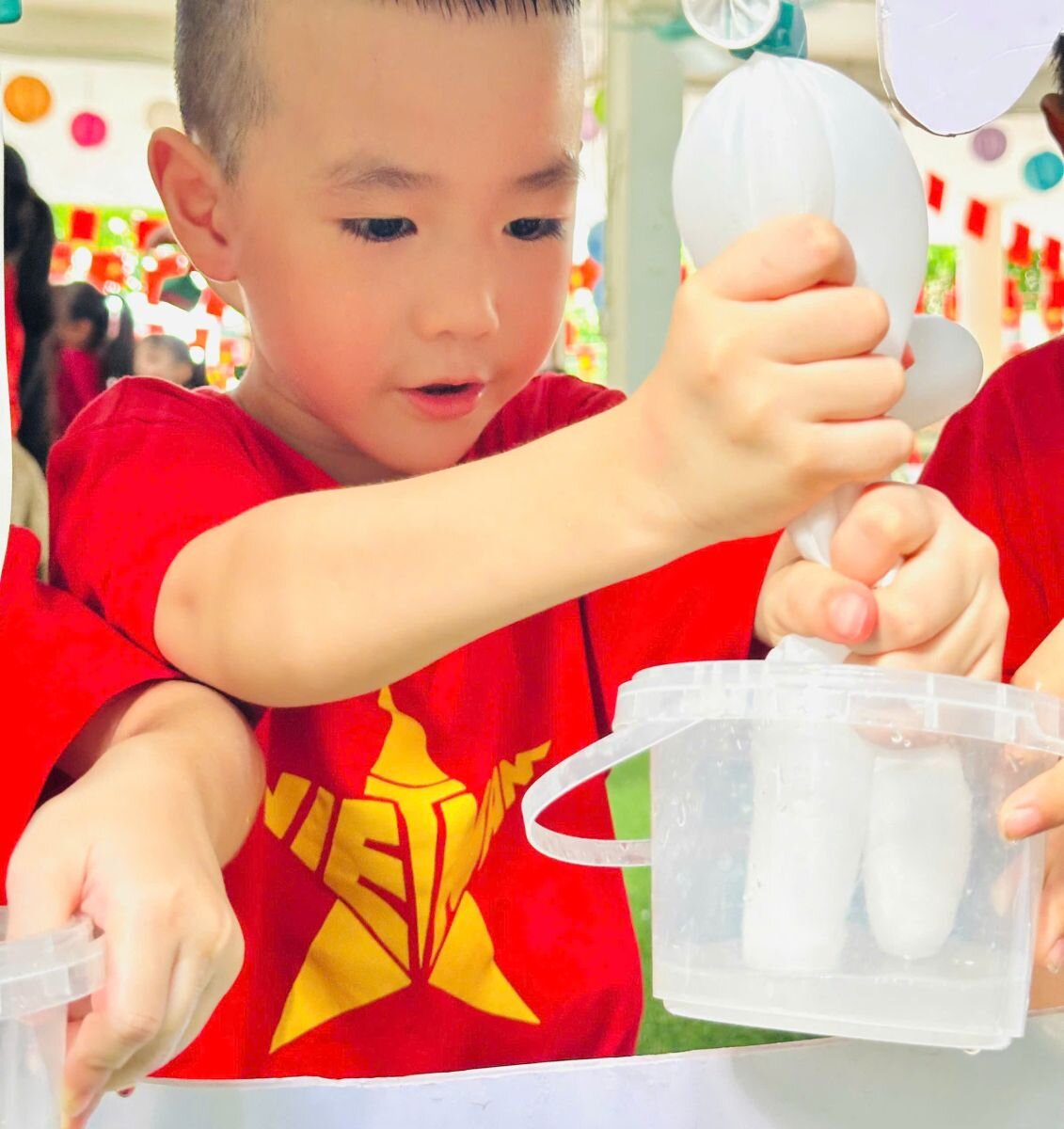 🌈TRƯỜNG MẦM NON TỨ LIÊN PHỐI HỢP VỚI TRUNG TÂM NOVASTAR TỔ CHỨC FESTIVAL KỸ NĂNG SỐNG MỪNG MÙA TỰU TRƯỜNG (2025-2026) - CHỦ ĐỀ “NGÀY HỘI NGHỀ NGHIỆP’’