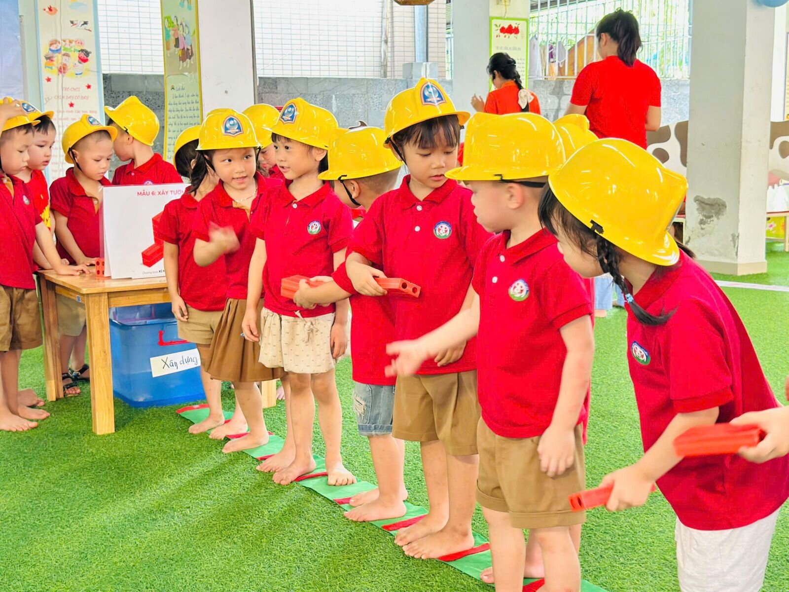 🌈TRƯỜNG MẦM NON TỨ LIÊN PHỐI HỢP VỚI TRUNG TÂM NOVASTAR TỔ CHỨC FESTIVAL KỸ NĂNG SỐNG MỪNG MÙA TỰU TRƯỜNG (2025-2026) - CHỦ ĐỀ “NGÀY HỘI NGHỀ NGHIỆP’’