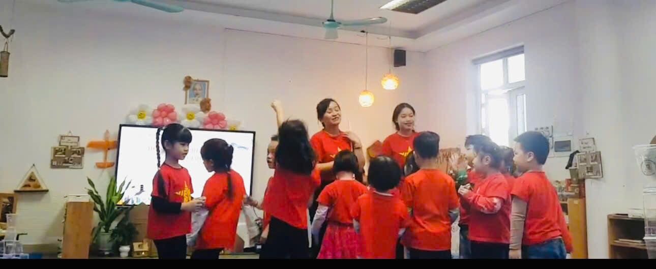 24428722818537391105